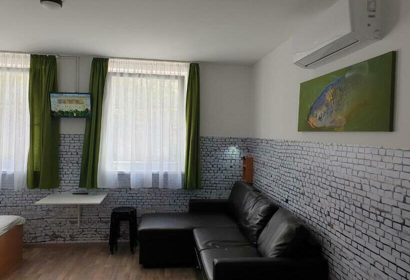 צימר Kid Família Panzió Balatonszárszó