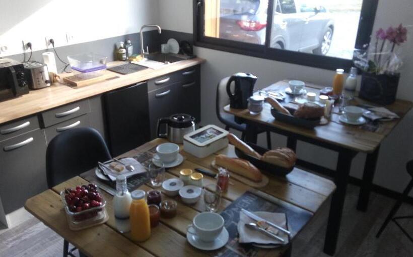 Bed and Breakfast La Chambre Du Clos Barriant