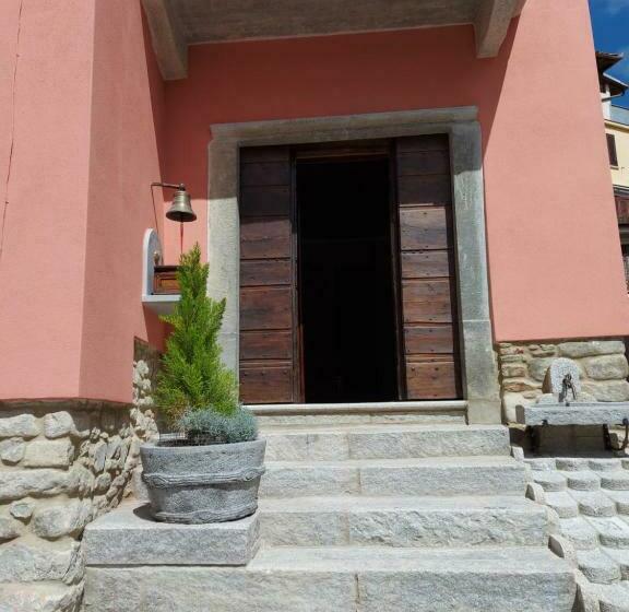 ベッドアンドブレックファースト La Montadaria