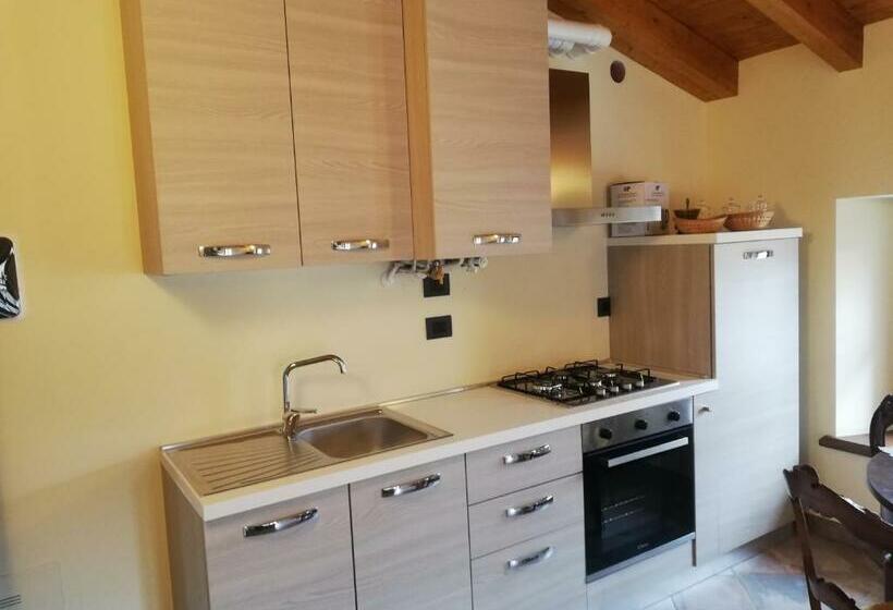 ベッドアンドブレックファースト La Montadaria