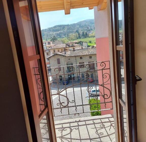 ベッドアンドブレックファースト La Montadaria