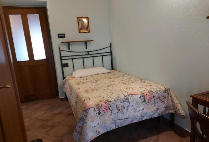 ベッドアンドブレックファースト La Montadaria