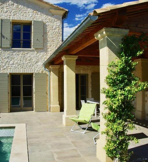 مبيت وإفطار Uzes Decouvertes