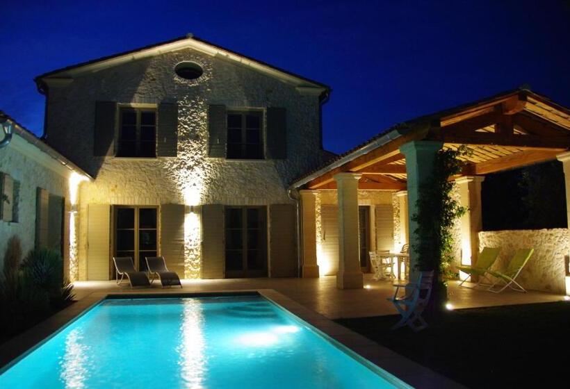 住宿加早餐  Uzes Decouvertes