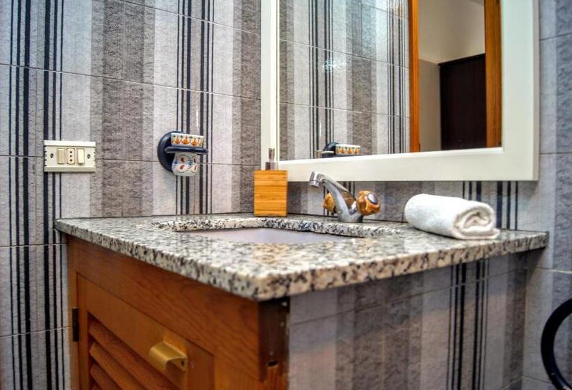 민박 Villa Santini