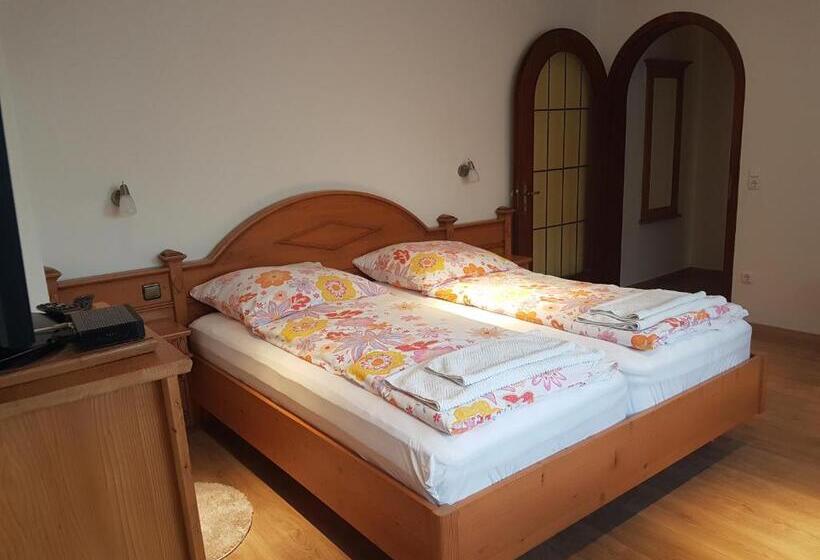 Bed and Breakfast Waldpension