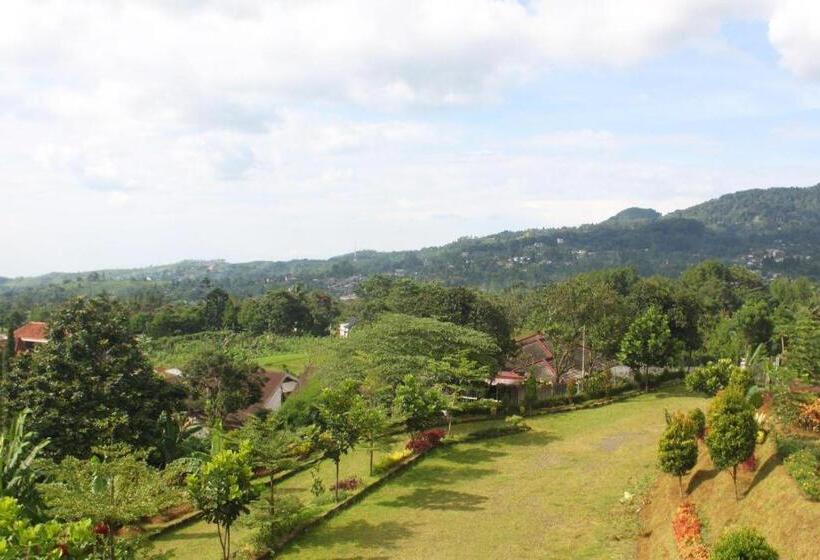 فندق Graha Widjaja