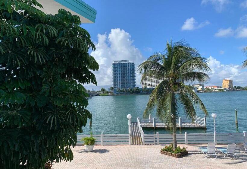 酒店 International Inn On The Bay