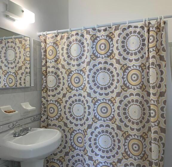 酒店 International Inn On The Bay