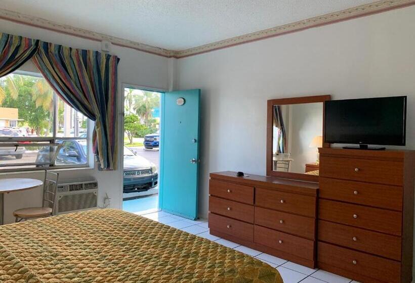 酒店 International Inn On The Bay