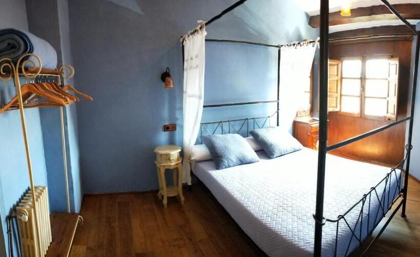 هتل Las Casas De Isu