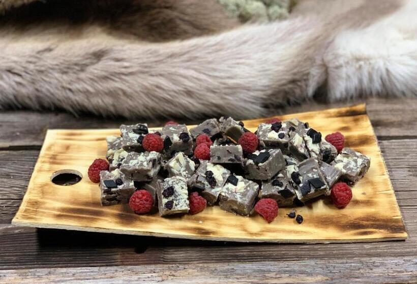 בית מלון כפרי Levi Black Apartments