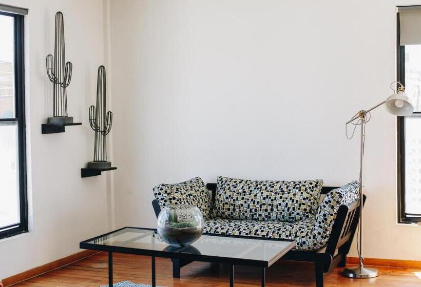 בית מלון כפרי Lofts @estacion Federal