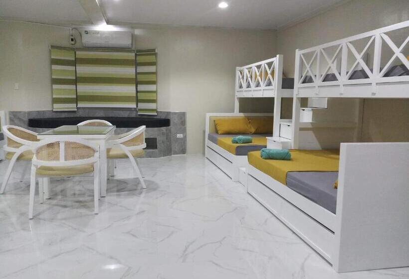 酒店 Michaels Homestay   Farm Villa Nr Patar Beach & Bolinao Falls