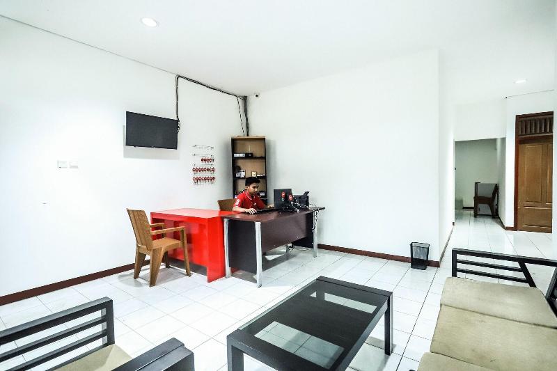 فندق Oyo 1582 Bungo Guest House