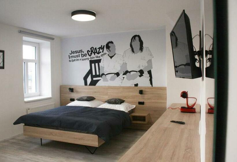 酒店 Penzion Via Ferrata