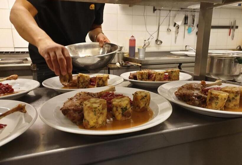 酒店 Penzion Via Ferrata