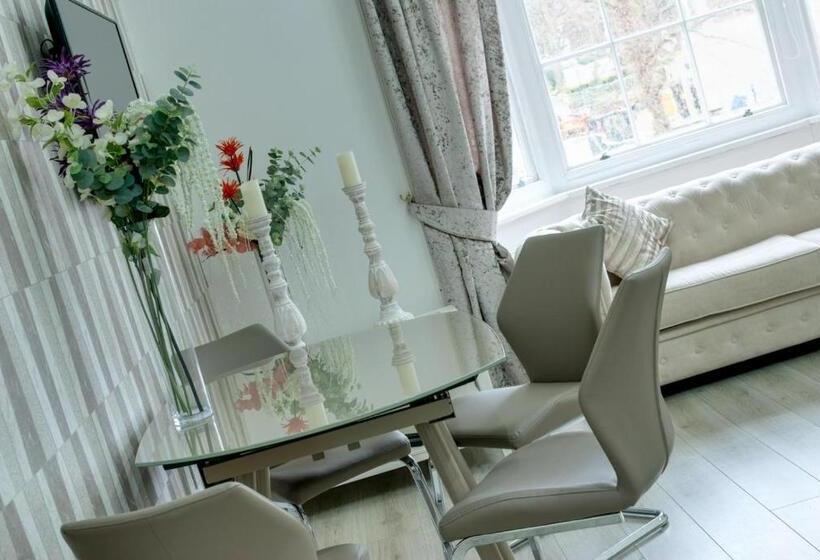 ホテル Rst Rodney Street