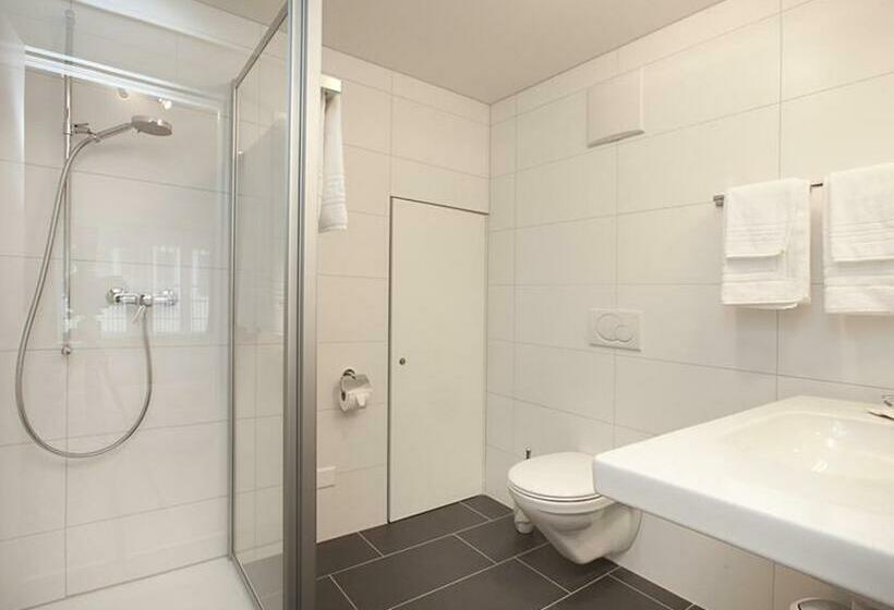 酒店 Taverne Zum Kreuz