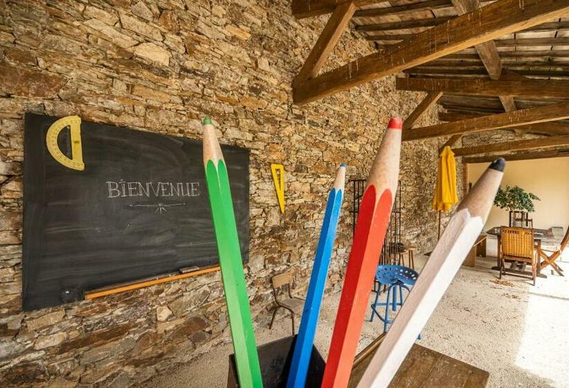 Le Domaine Des Ecoliers B&b