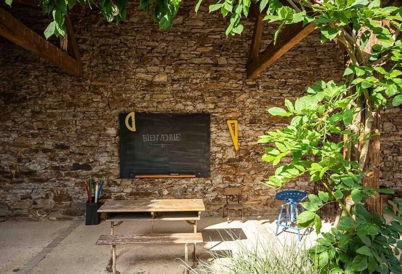 Le Domaine Des Ecoliers B&b