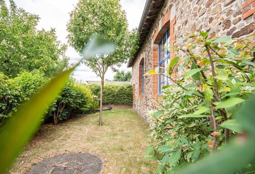 Le Domaine Des Ecoliers B&b