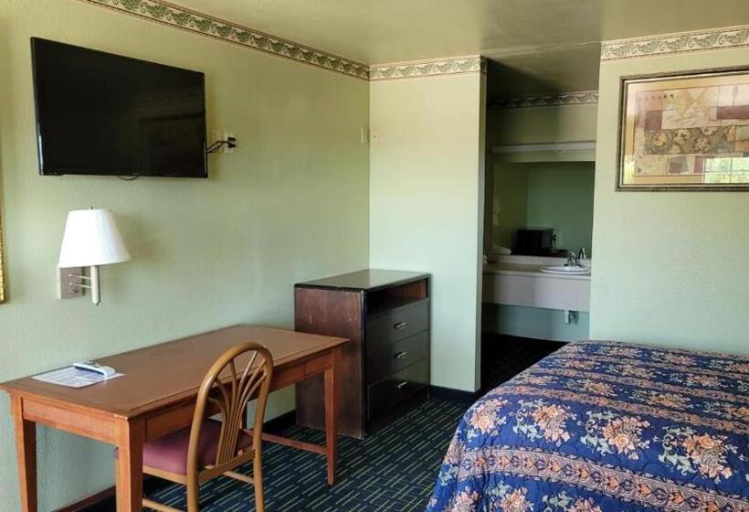 汽车旅馆  Benbrook Inn & Suites