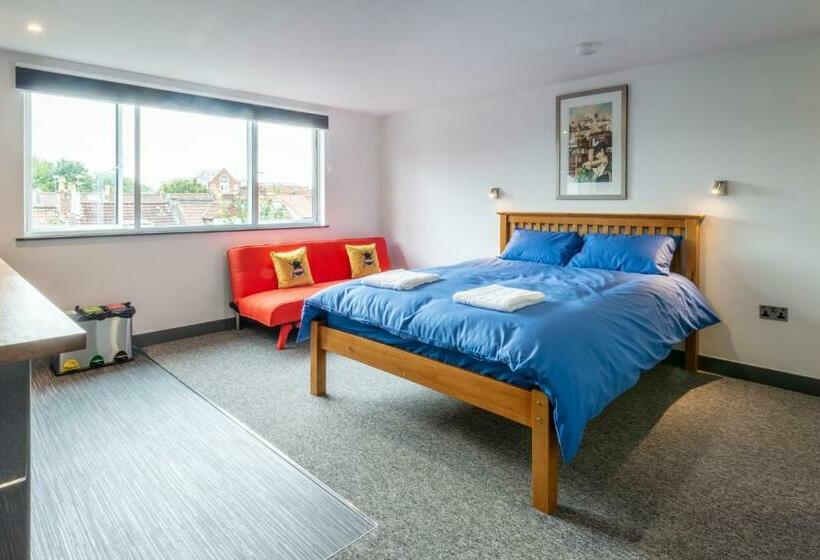 펜션 144 Lower Cheltenham Place