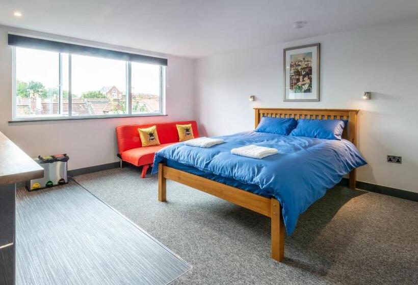 펜션 144 Lower Cheltenham Place