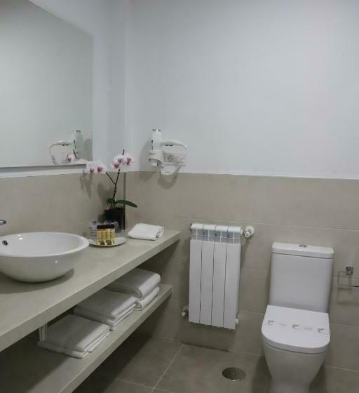 膳宿费 Aires Do Umia