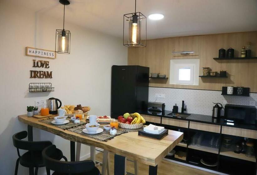 پانسیون Aires Do Umia