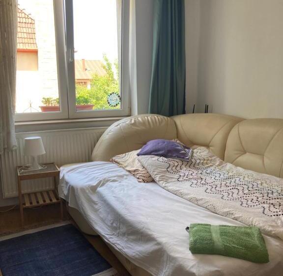 펜션 Apartman Donau Tát