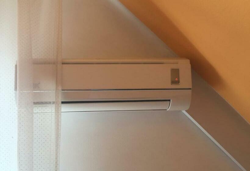 פנסיון Barátságos Ház Emelete