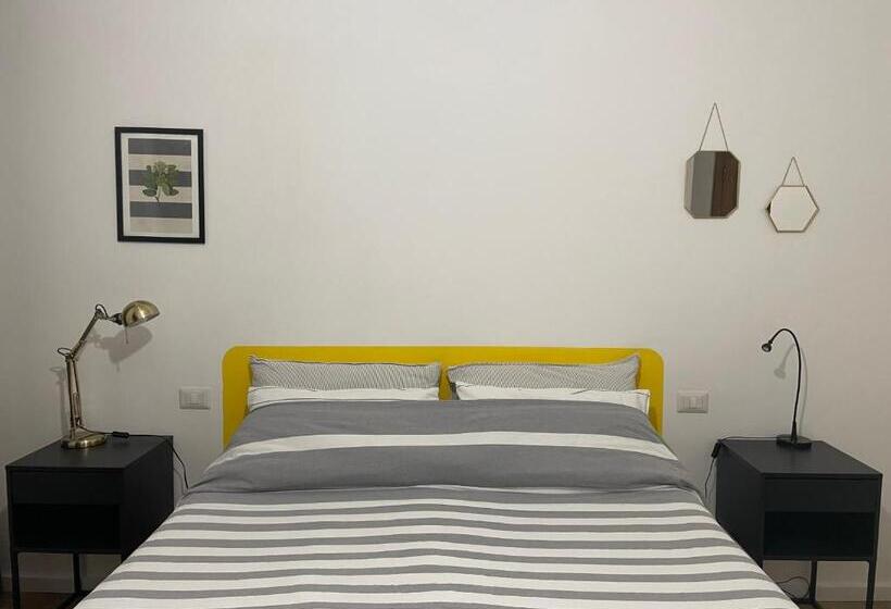 פנסיון Botanea Guest House