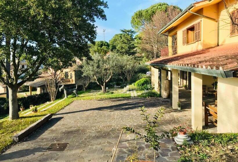 פנסיון Botanea Guest House