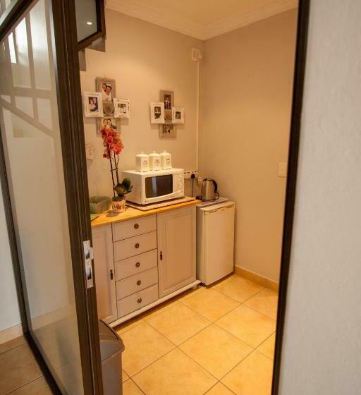 بنسيون Froggy Bay Is The Best All The Way!