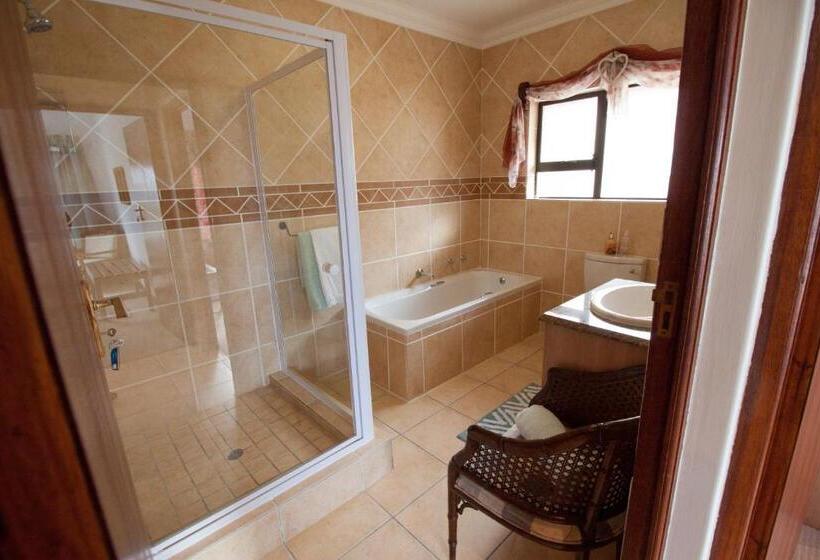 بنسيون Froggy Bay Is The Best All The Way!