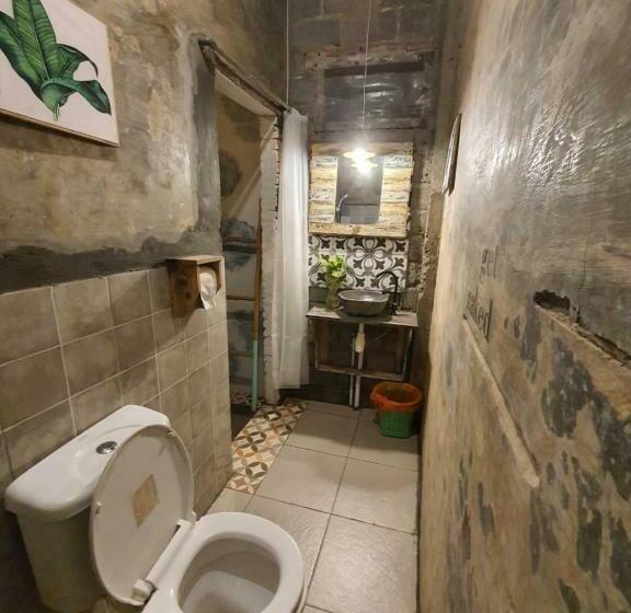 Пансион Happy House Bnb Bromo Backpacker