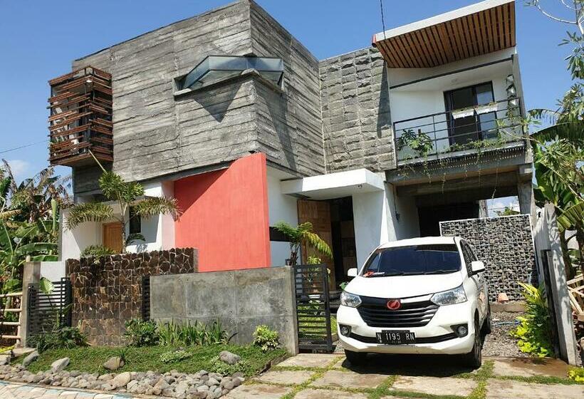بنسيون Happy House Bnb Bromo Backpacker