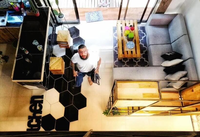 Пансион Happy House Bnb Bromo Backpacker