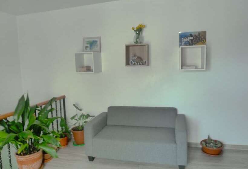 펜션 Hostal Casa Fermina  A 2 Horas De Las Pistas De Esquí