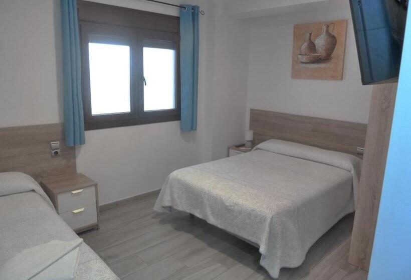 펜션 Hostal Casa Fermina  A 2 Horas De Las Pistas De Esquí