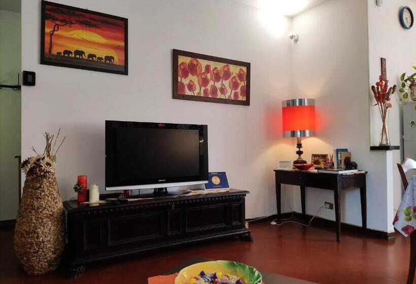 بنسيون La Casa Di Elena