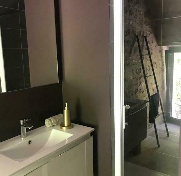 Пансион Les Jardins Sauvages