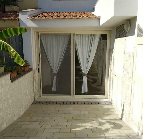 ペンション Oristano Camera Blu Max 2 Pers, Bagno E Uso Cucina