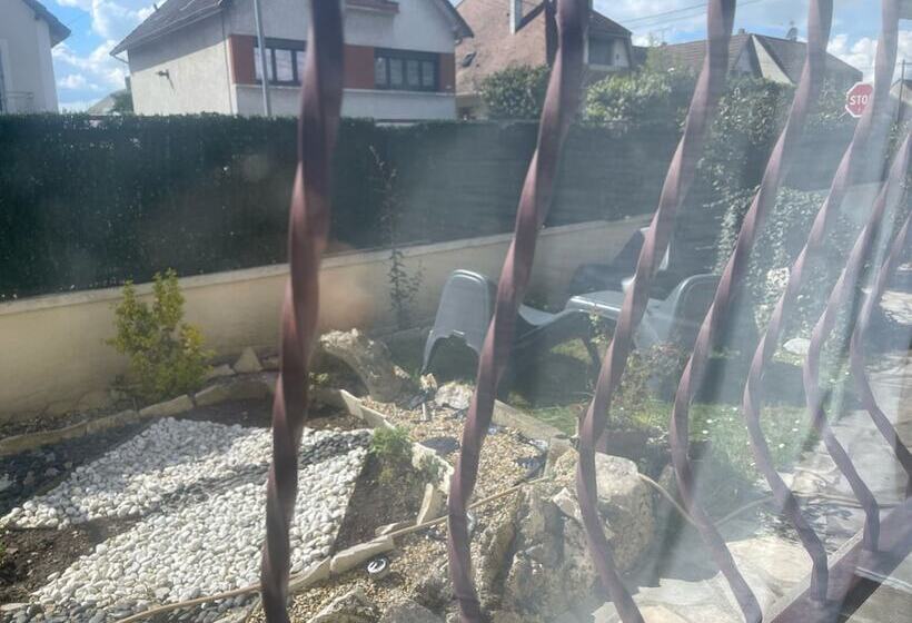 膳宿费 Paradis Chambres D Hôtes Spa & Jacuzzi