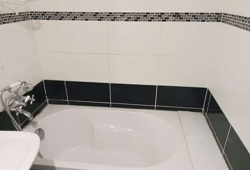 膳宿费 Paradis Chambres D Hôtes Spa & Jacuzzi