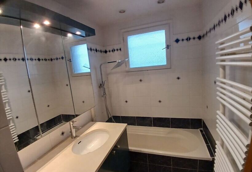 膳宿费 Paradis Chambres D Hôtes Spa & Jacuzzi