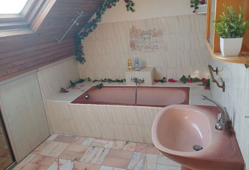 膳宿费 Paradis Chambres D Hôtes Spa & Jacuzzi