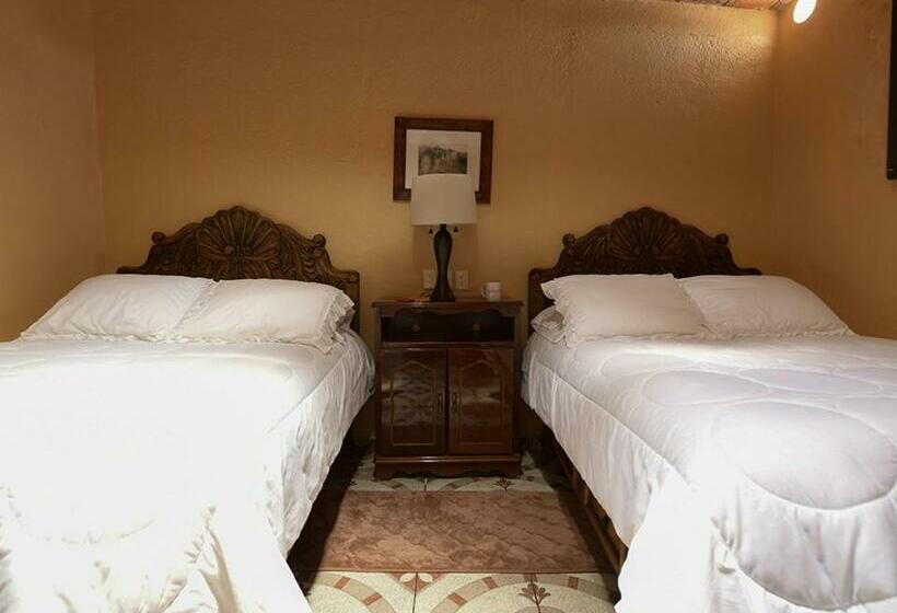 بنسيون Posada Las Reynas By Rotamundos